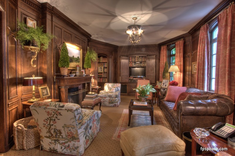 Real estate photography: interior and exterior of a finished home