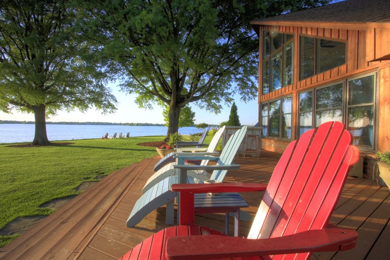 Real estate photography: lakefront and luxury listing